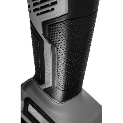 2. Graphite 58G026 angle grinder 1.61 kg
