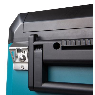 17. Makita. Refrigerator/heater. 20 liters 18V/40V XGT/230V