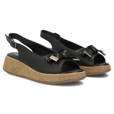 4. Women's leather wedge sandals with openwork black Filippo DS7582