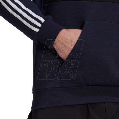 6. Adidas Essentials Hoodie M GV0252