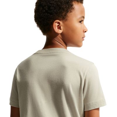 7. Nike Sportswear Kids T-Shirt Green FZ5177 304