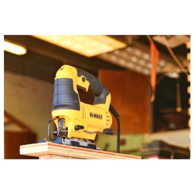 6. 650W DEWALT DWE349 Electric Jigsaw