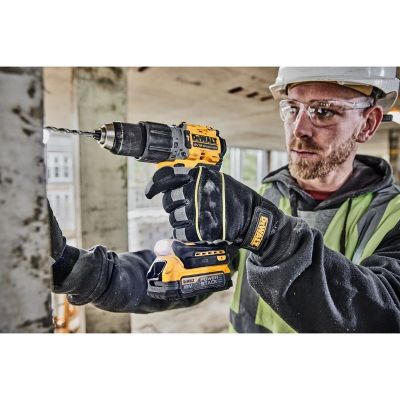 14. 18V BL DCD805NT DEWALT Cordless Drill Driver