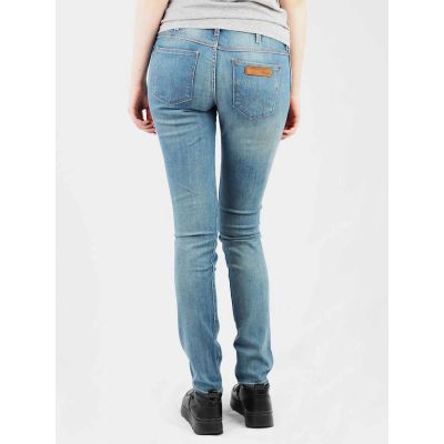 3. Wrangler Corynn W25FJJ59B