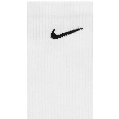 6. Nike Everyday Plus Cush 6 Socks SX6897 100