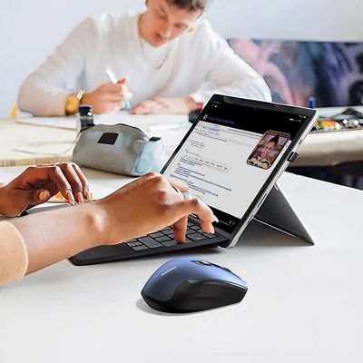 3. Ugreen MU006 optical wireless USB mouse 2.4GHz 4000 DPI - blue