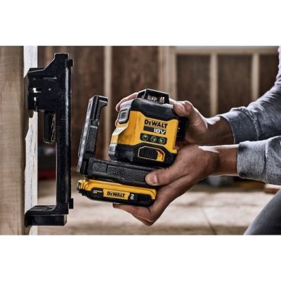 6. DeWALT DCLE34031N-XJ Self-Leveling Laser