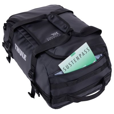 22. Thule Chasm TDSD301 Black Sports Bag 30L Polyester Black