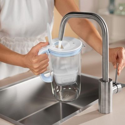 7. Brita Glass filter jug + 2 MaxtraPro PP cartridges (blue; 2.5l)