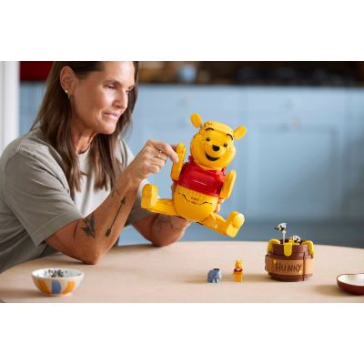 7. LEGO Disney 43300 - Winnie the Pooh