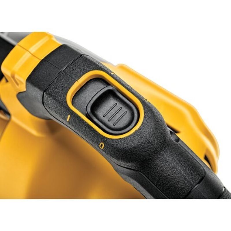 19. 18V DEWALT DCV501LN Cordless Vacuum Cleaner