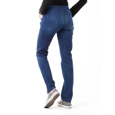 5. Wrangler Slouchy Cozy Blue Jeans W W27CGM82G