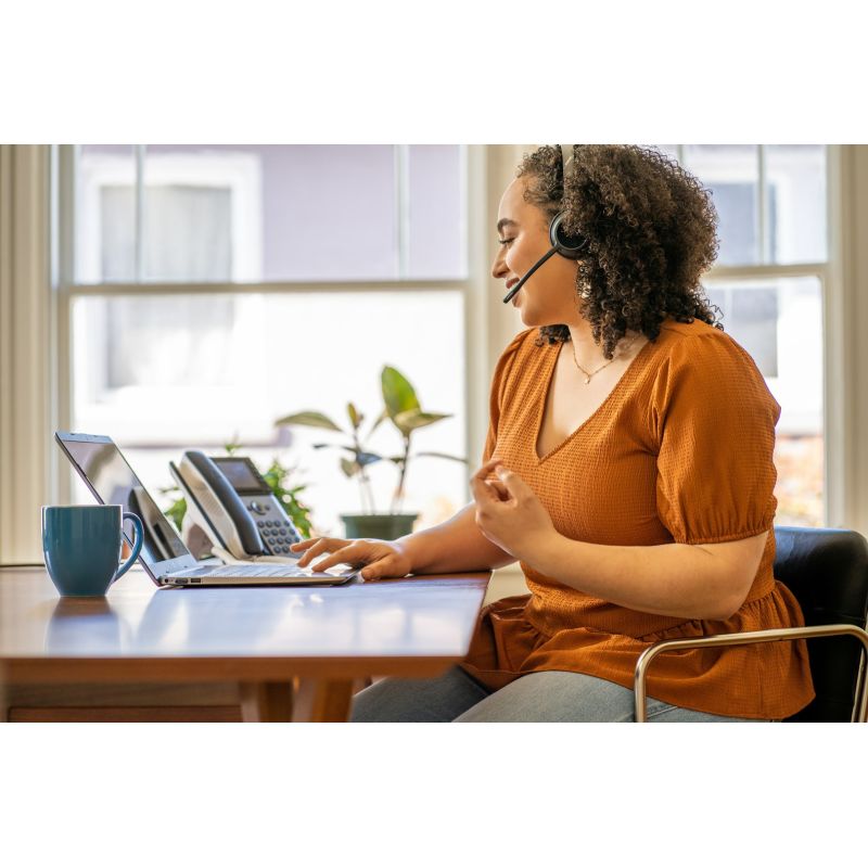 180. POLY Voyager 4320 Microsoft Teams Certified USB-C Headset + BT700 Adapter