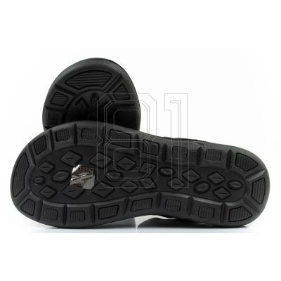 18. Grisport M GR-25-01-9033M sandals
