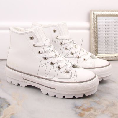 5. Sneakers insulated on the platform Big Star W INT1903A white