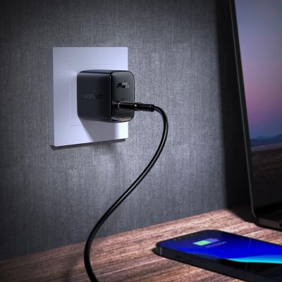 3. Acefast A23 30W GaN USB-C US Wall Charger - Black