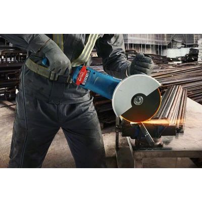 5. ANGLE GRINDER FI 230 2400W 06018C3300 BOSCH