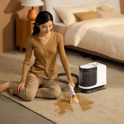 14. UWANT Y200 washing vacuum cleaner - white