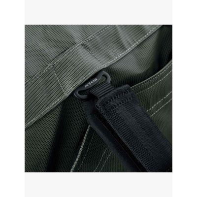 7. EVOC Duffle Bag 100 dark olive - black