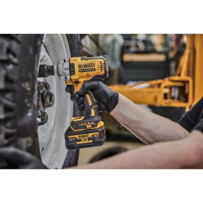10. Impact wrench 18V 4 speed + TSTAK DCF891NT DEWALT