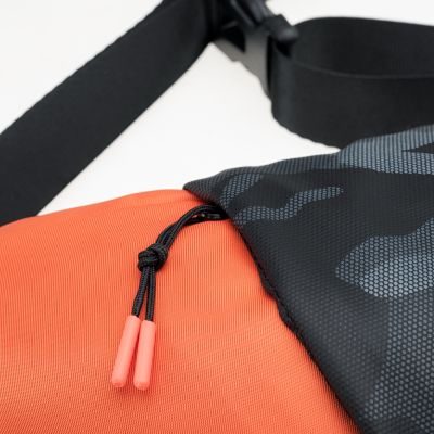 11. Iguana Modony waist bag 92800482362