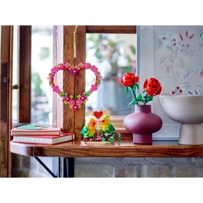 5. LEGO 40638 Celebration Heart Decoration
