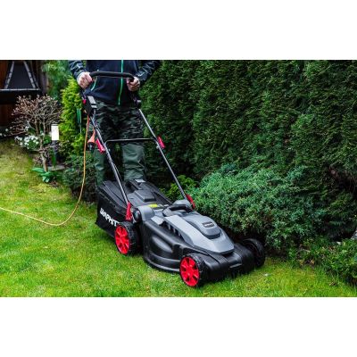 10. Electric Lawn Mower 1500W Graphite cutting width 360mm