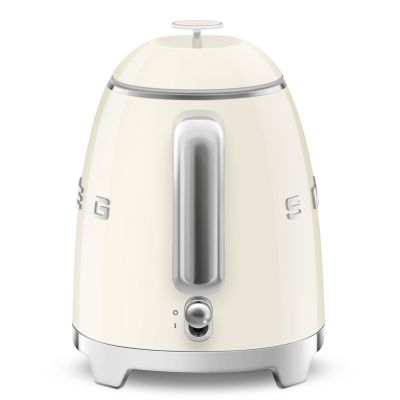 27. SMEG KLF05CREU mini 0.8L creme kettle