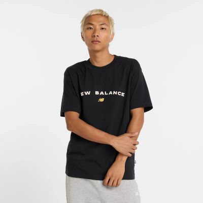 12. New Balance Reimagined Graphic M T-shirt MT51506BK
