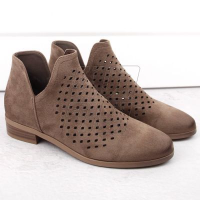 5. Suede ankle boots with a cutout Vinceza W JAN283A brown