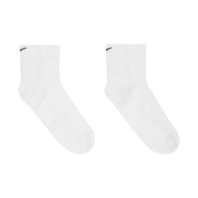 3. Nike Unicorn Socks DQ7597 100