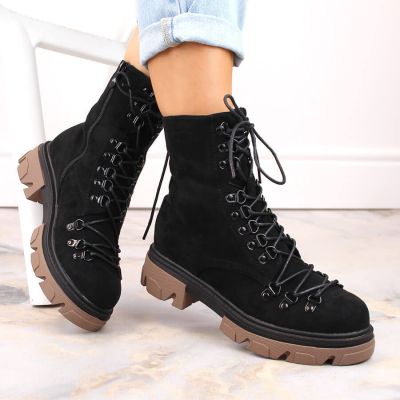 2. Vinceza W JAN255 black insulated suede ankle boots