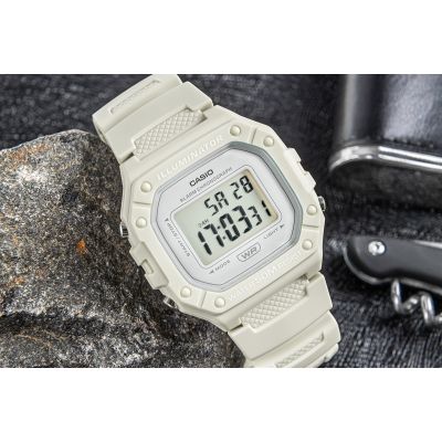 5. CASIO Unisex Watch W-218HC-8AVDF + BOX