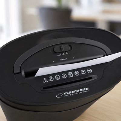 9. Esperanza RAZOR EN103 document shredder