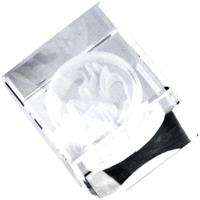 2. Glass trophy with 3D engraving