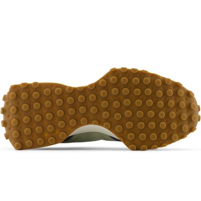 4. New Balance Unisex U327SD shoes
