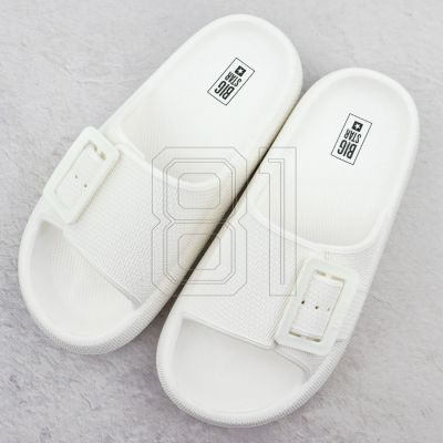 9. Big Star Flip-Flops RR274A584 W INT2147C