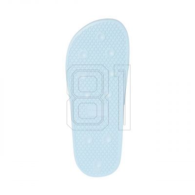 4. Champion DTN21 Slide W S11806 BS010 Flip-Flops