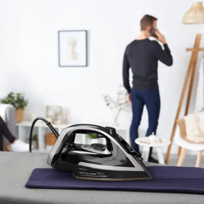 5. TEFAL Puregliss FV 8062 steam iron