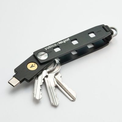 4. Yubico YubiKey 5C NFC U2F FIDO Dongle