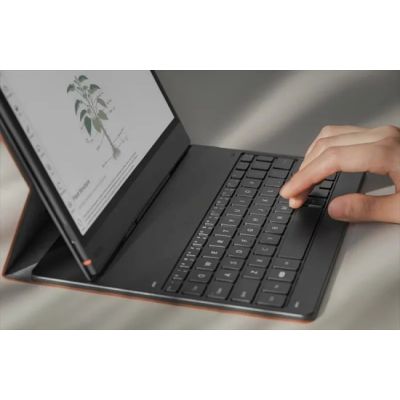 6. Onyx Note Air 5 C brown magnetic case with keyboard