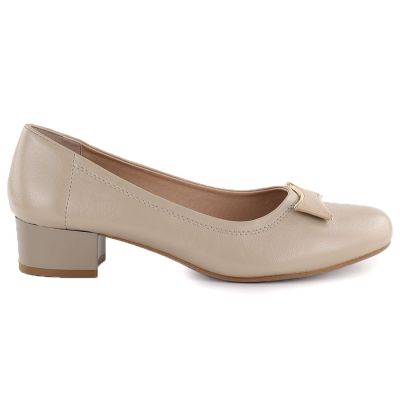 2. Beige women's pumps Jezzi 200-15
