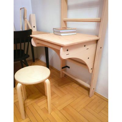 34. A DESK COVER FOR A WOODEN LADDER FOR A PULL-UP BAR BENCHK BT204