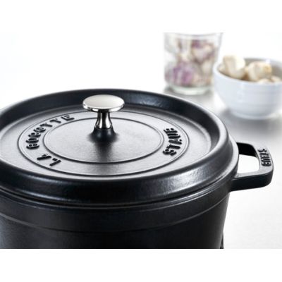 2. STAUB 40500-281-0 round cast iron pot - black 6.7 ltr