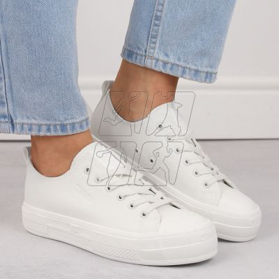 2. Big Star W INT1983 sneakers, white