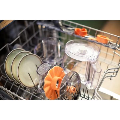 17. Philips Daily Collection Compact 700W Food Processor with 16 Functions