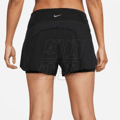 2. Shorts Nike Dri-FIT Swift W DX1029-010