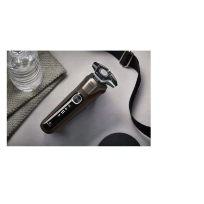 3. PHILIPS series 5000 S5886/38 shaver