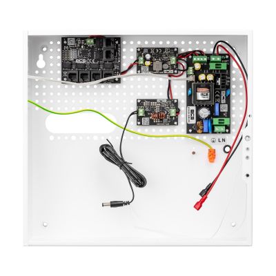 PoE buffer power system for 4 cameras and a recorder