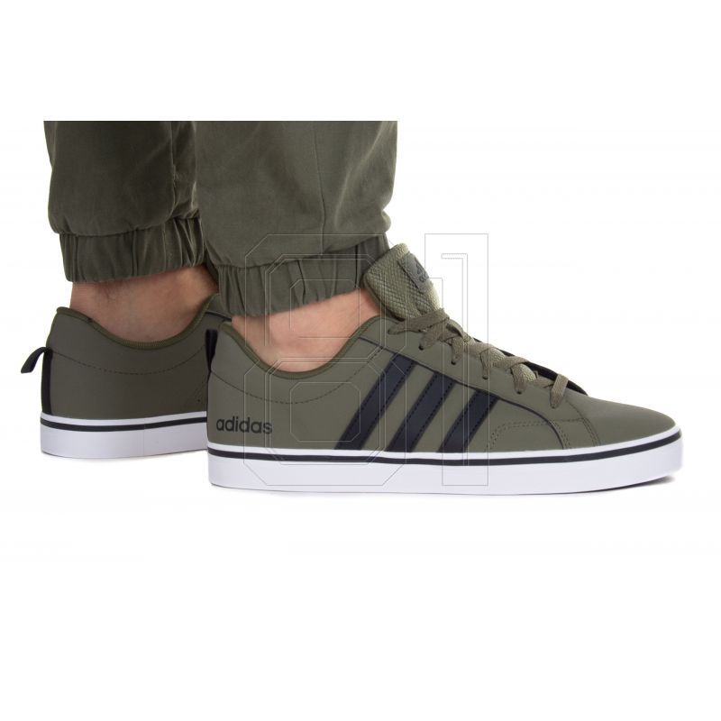 5. Adidas VS Pace 2.0 shoes. M HP6002